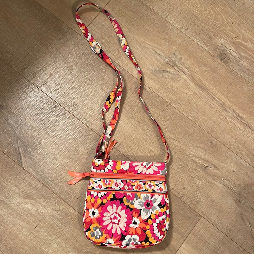 Gently used Vera Bradley Crossbody